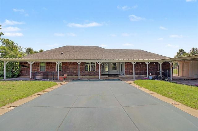 761 S Carolyn Drive, Choctaw, OK 73020