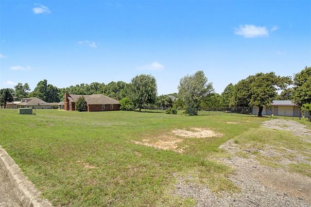 761 S Carolyn Drive, Choctaw, OK 73020