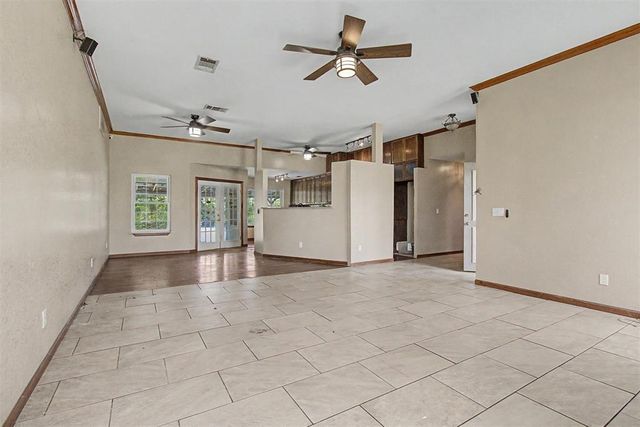 761 S Carolyn Drive, Choctaw, OK 73020