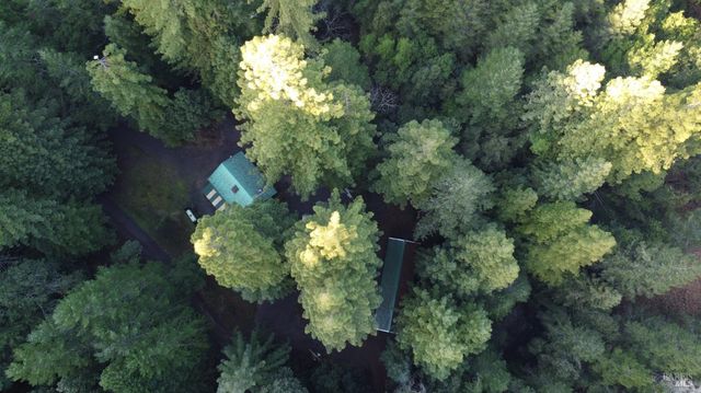 17001 Walker Lake Rd, Willits, CA 95490