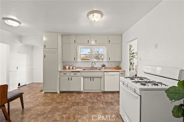 616 Monterey Street, Redlands, CA 92373