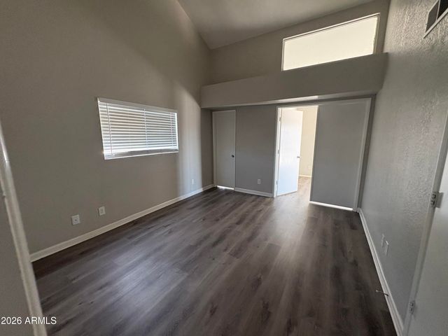 5331 W VOLTAIRE Drive, Glendale, AZ 85304