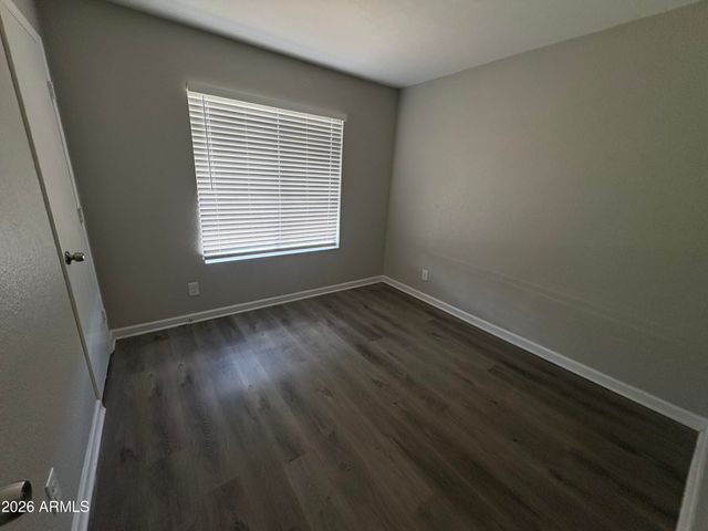 5331 W VOLTAIRE Drive, Glendale, AZ 85304