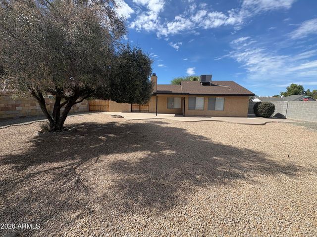 5331 W VOLTAIRE Drive, Glendale, AZ 85304