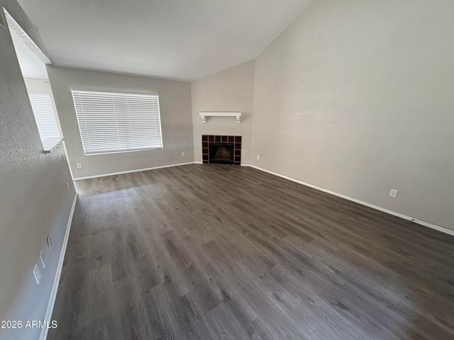 5331 W VOLTAIRE Drive, Glendale, AZ 85304