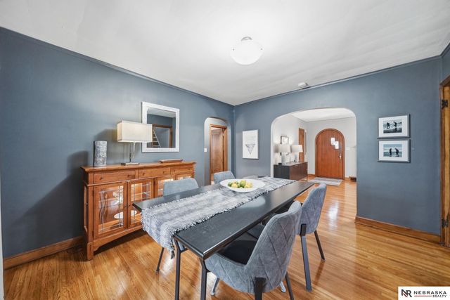 2643 Woodsdale Boulevard, Lincoln, NE 68502