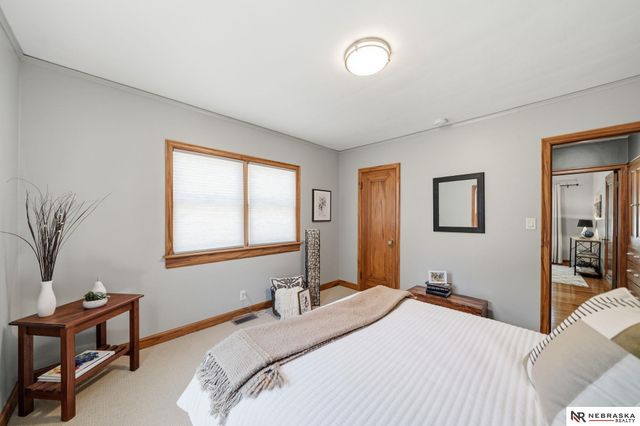 2643 Woodsdale Boulevard, Lincoln, NE 68502