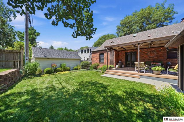 2643 Woodsdale Boulevard, Lincoln, NE 68502
