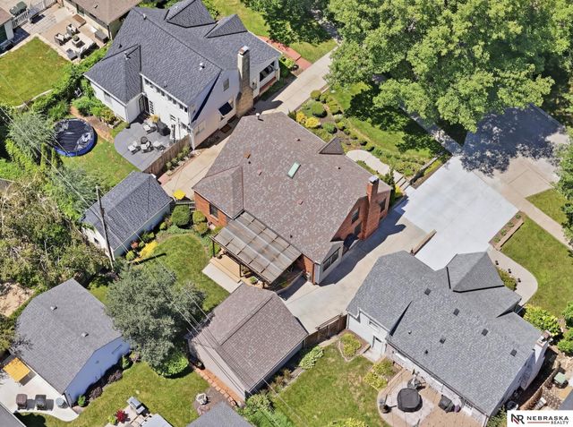 2643 Woodsdale Boulevard, Lincoln, NE 68502