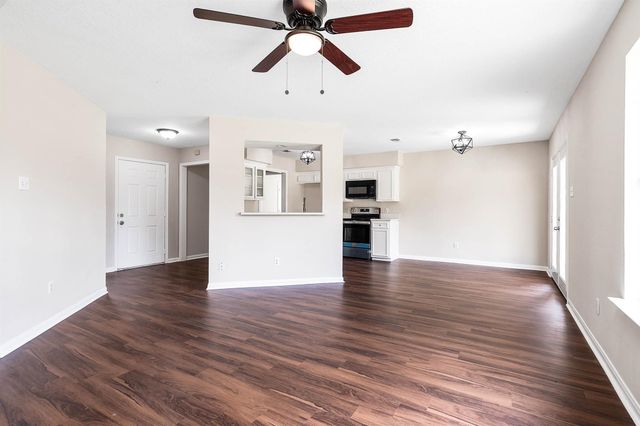 3706 Live Oak Street, Damon, TX 77430