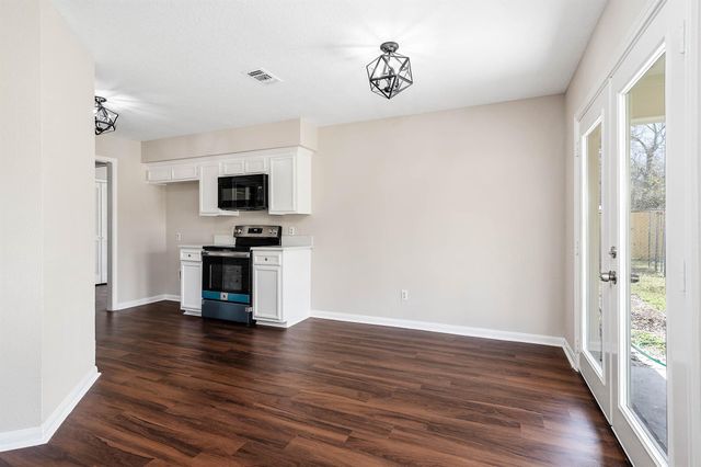 3706 Live Oak Street, Damon, TX 77430