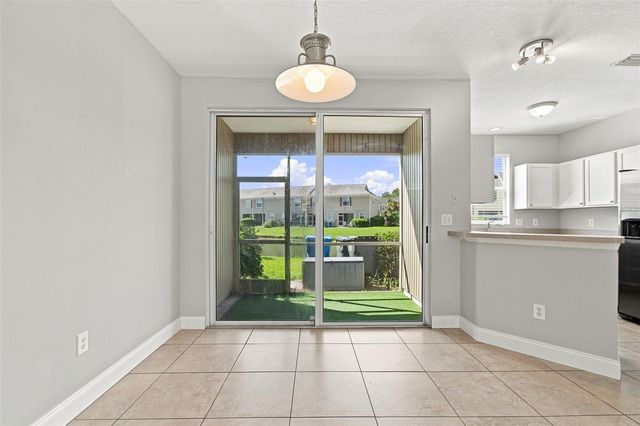 12225 COUNTRY WHITE CIRCLE, Tampa, FL 33635
