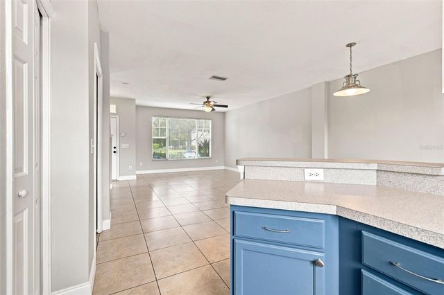 12225 COUNTRY WHITE CIRCLE, Tampa, FL 33635