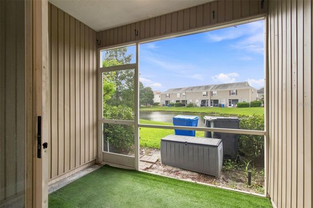 12225 COUNTRY WHITE CIRCLE, Tampa, FL 33635