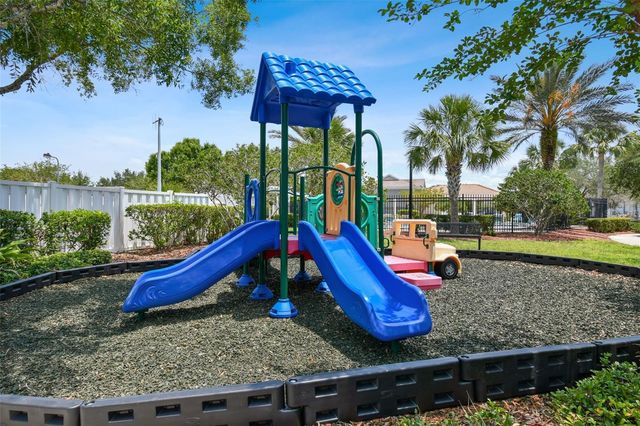 12225 COUNTRY WHITE CIRCLE, Tampa, FL 33635