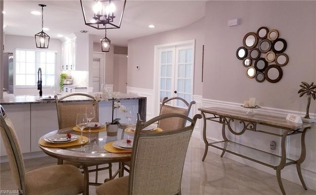 7774 Jewel LN 201, Naples, FL 34109