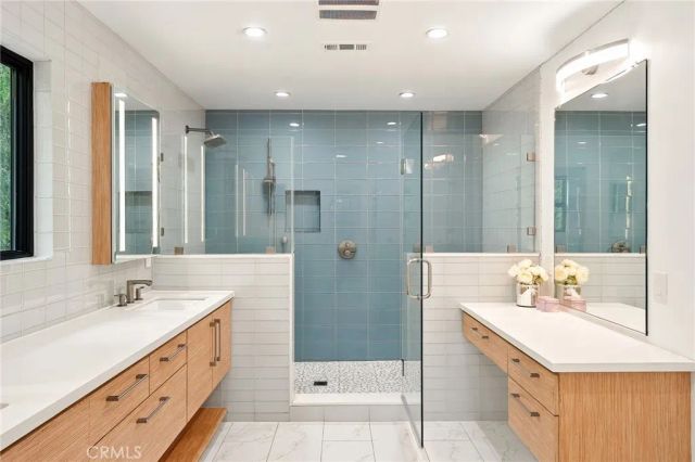 13082 Blairwood Drive, Studio City, CA 91604