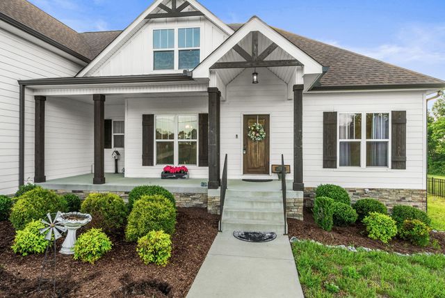 3378 New Hall Rd, Greenbrier, TN 37073