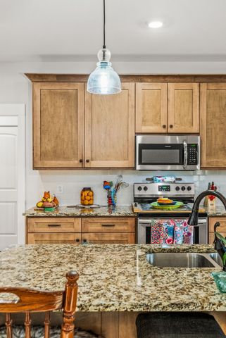 3378 New Hall Rd, Greenbrier, TN 37073