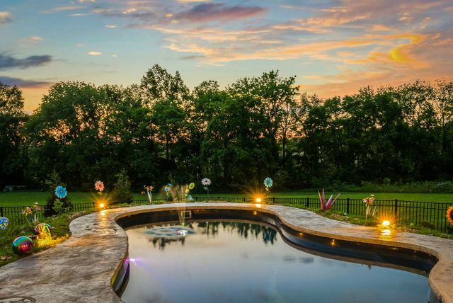 3378 New Hall Rd, Greenbrier, TN 37073