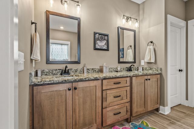 3378 New Hall Rd, Greenbrier, TN 37073