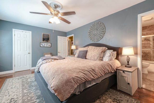 6 S DEERPATH Drive, Vernon Hills, IL 60061
