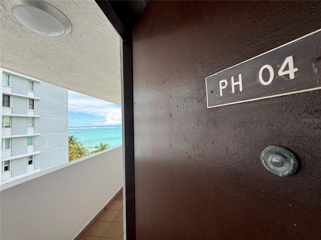 Cond Golden Beach Isla Ve ISLA VERDE 3511 804, Carolina, PR 00979