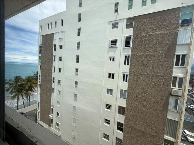 Cond Golden Beach Isla Ve ISLA VERDE 3511 804, Carolina, PR 00979