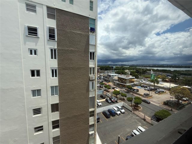 Cond Golden Beach Isla Ve ISLA VERDE 3511 804, Carolina, PR 00979