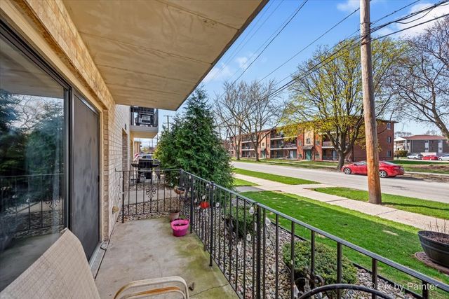 9800 Sayre Avenue 1C, Chicago Ridge, IL 60415