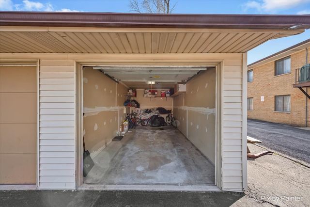 9800 Sayre Avenue 1C, Chicago Ridge, IL 60415