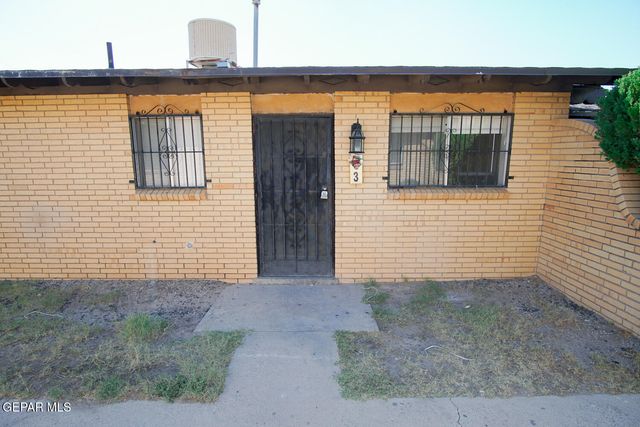 5233 Carousel Drive 3, El Paso, TX 79912