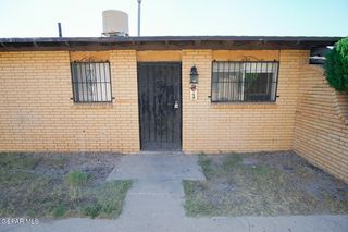 5233 Carousel Drive 3, El Paso, TX 79912