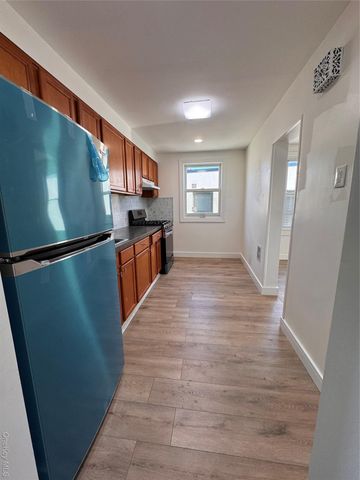 62-35 65th Street 2, Middle Village, NY 11379