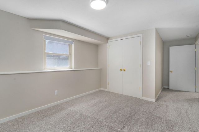1813 E Camino Alto Street, Springfield, MO 65804