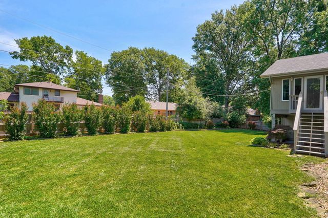 1813 E Camino Alto Street, Springfield, MO 65804