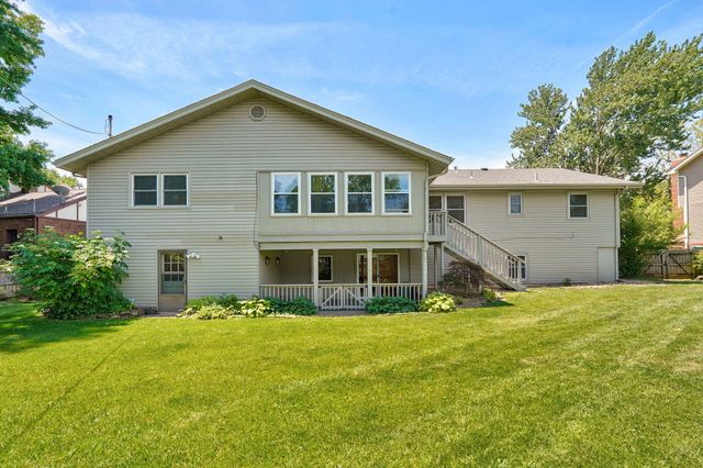 1813 E Camino Alto Street, Springfield, MO 65804