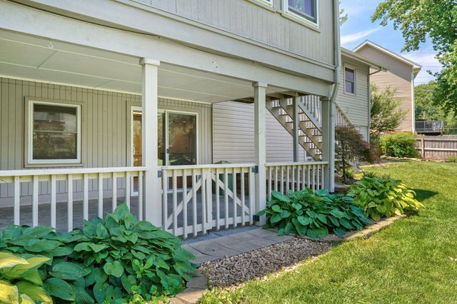 1813 E Camino Alto Street, Springfield, MO 65804