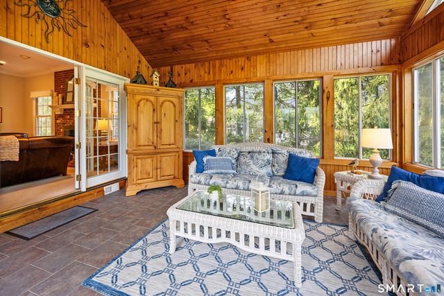 699 Andrea Court, Cheshire, CT 06410