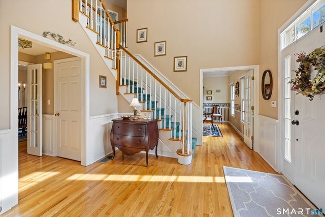 699 Andrea Court, Cheshire, CT 06410