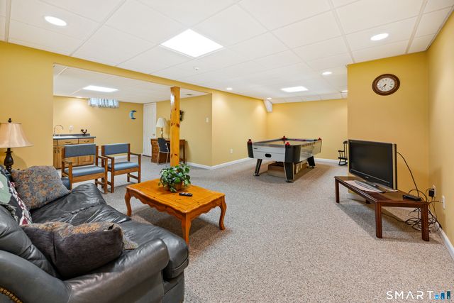 699 Andrea Court, Cheshire, CT 06410