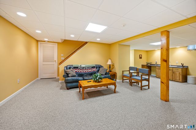 699 Andrea Court, Cheshire, CT 06410