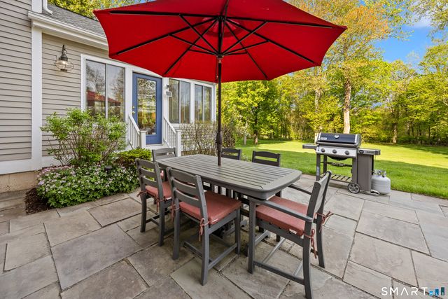 699 Andrea Court, Cheshire, CT 06410