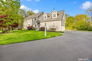 699 Andrea Court, Cheshire, CT 06410