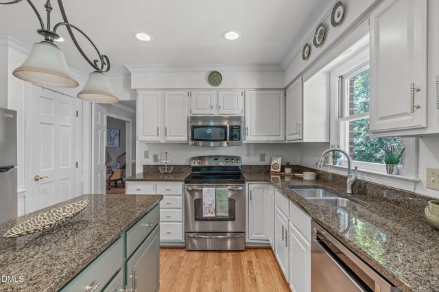 903 Wellstone Circle, Apex, NC 27502