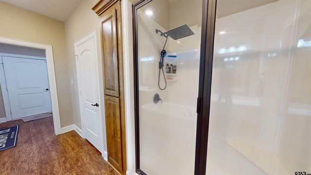 1005 Crescent Hill Ct, Bullard, TX 75757