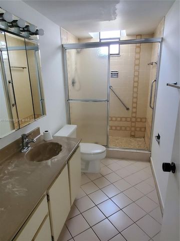 2500 Parkview Dr 2012, Hallandale Beach, FL 33009