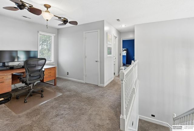 1415 Skyline Drive, Omaha, NE 68022