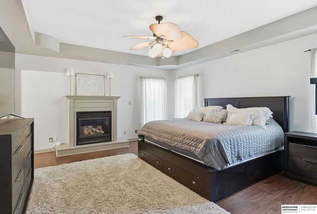 1415 Skyline Drive, Omaha, NE 68022