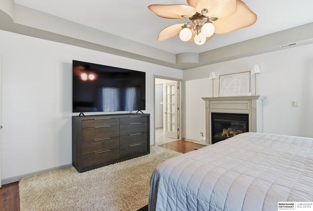 1415 Skyline Drive, Omaha, NE 68022